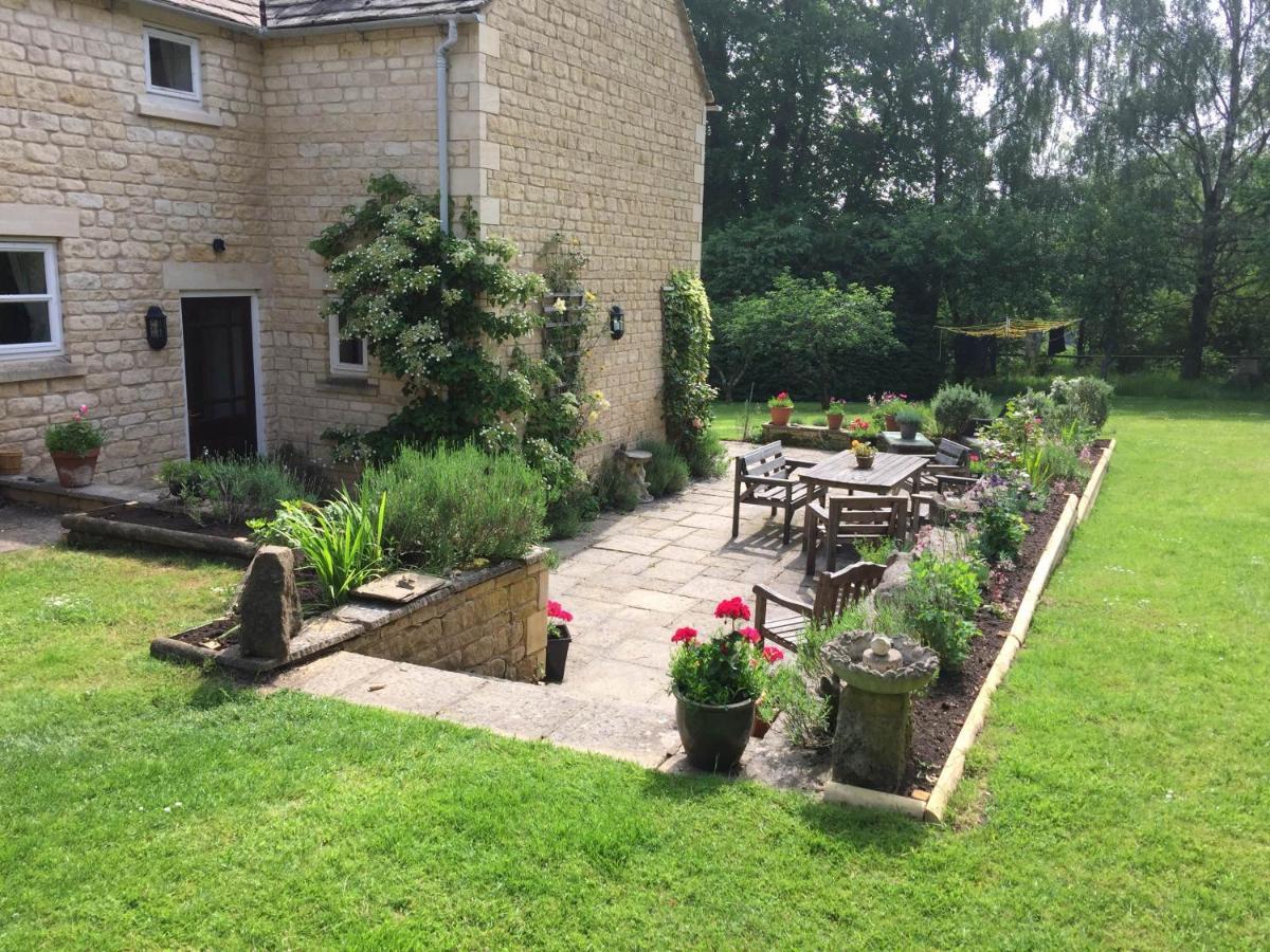 Whiteshoots Cottage Bourton-on-the-Water Dış mekan fotoğraf